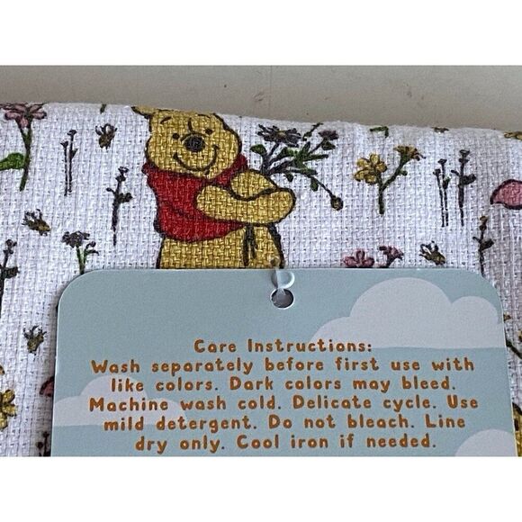 2 Pack Disney Winnie the Pooh Piglet Floral Spring Kitchen Towels 16 X 26” NEW - Picture 16 of 16